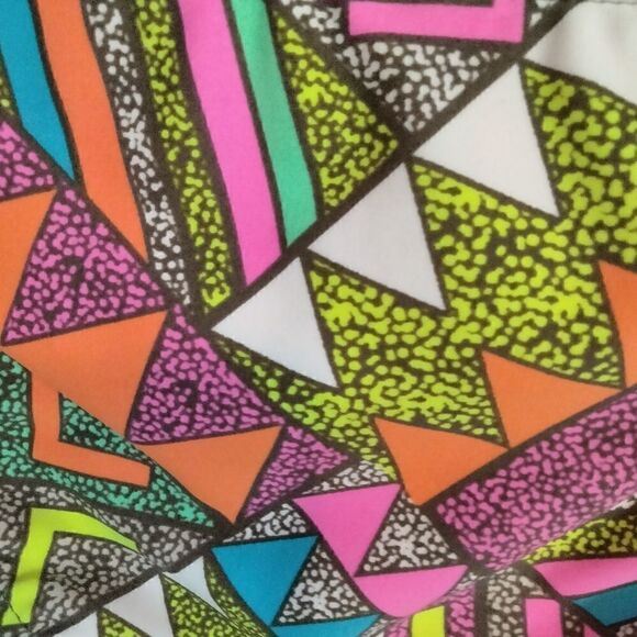 NWT: "Gossip" woman's bikini bottoms - Picture 5 of 12